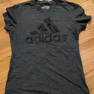 Adidas small tshirt